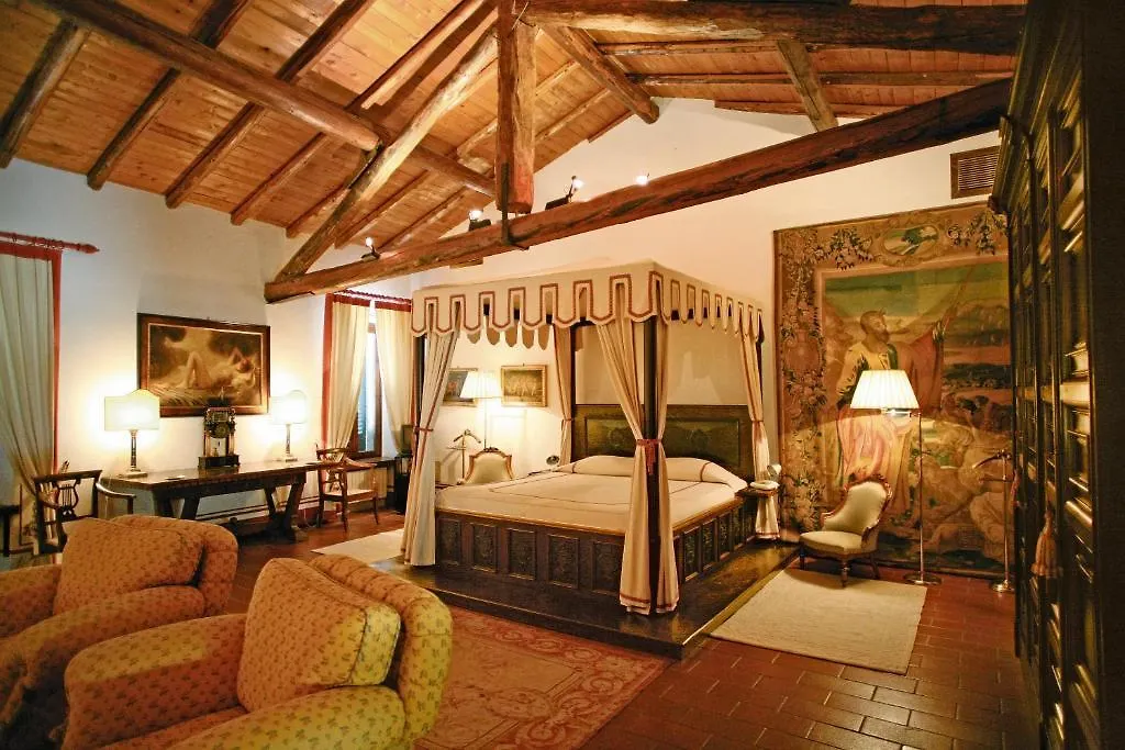 Locanda San Vigilio Garda  Hotel Garda (Verona)