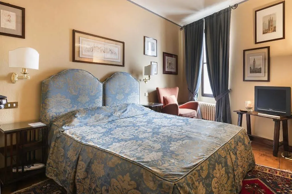 Locanda San Vigilio Garda  3*, Garda (Verona)