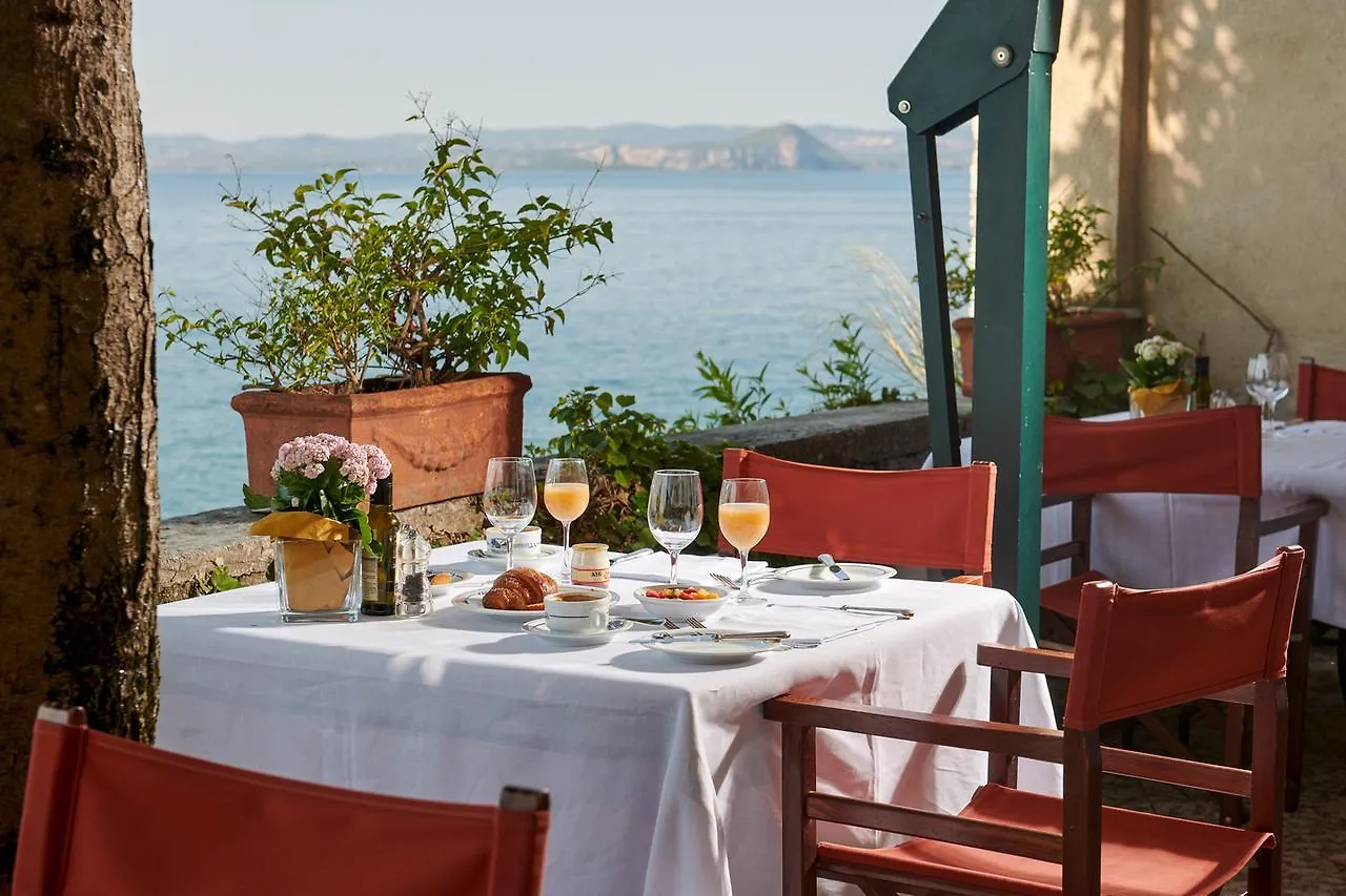 Locanda San Vigilio Garda  Garda (Verona)