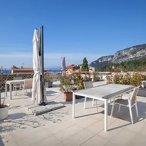 La Rocca Apartment