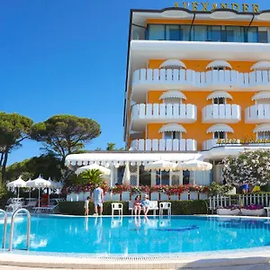 Alexander Hotel