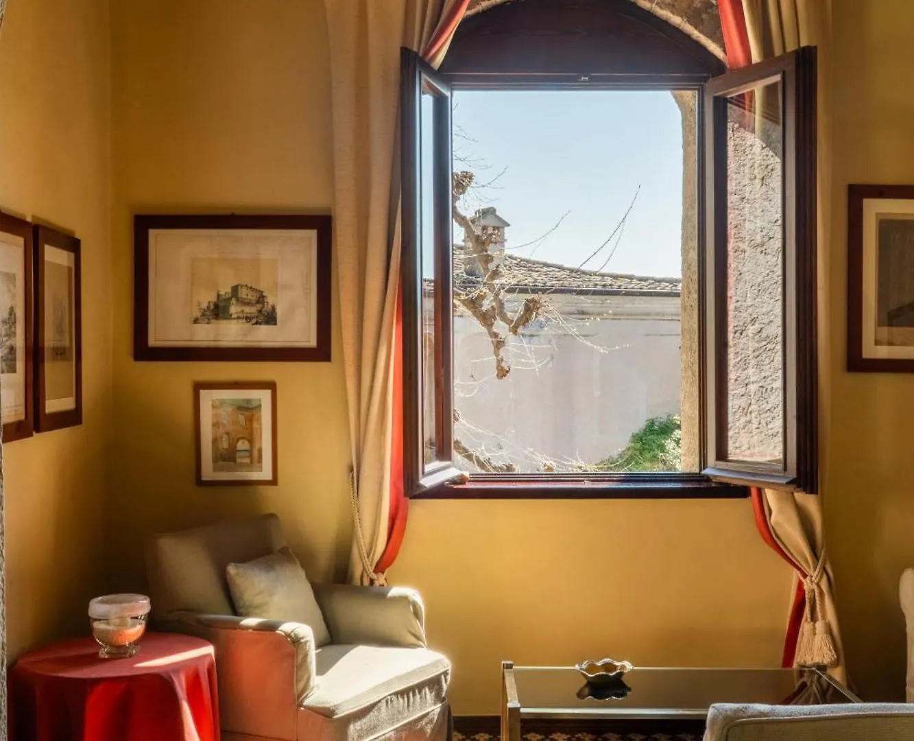 Locanda San Vigilio Garda Szálloda