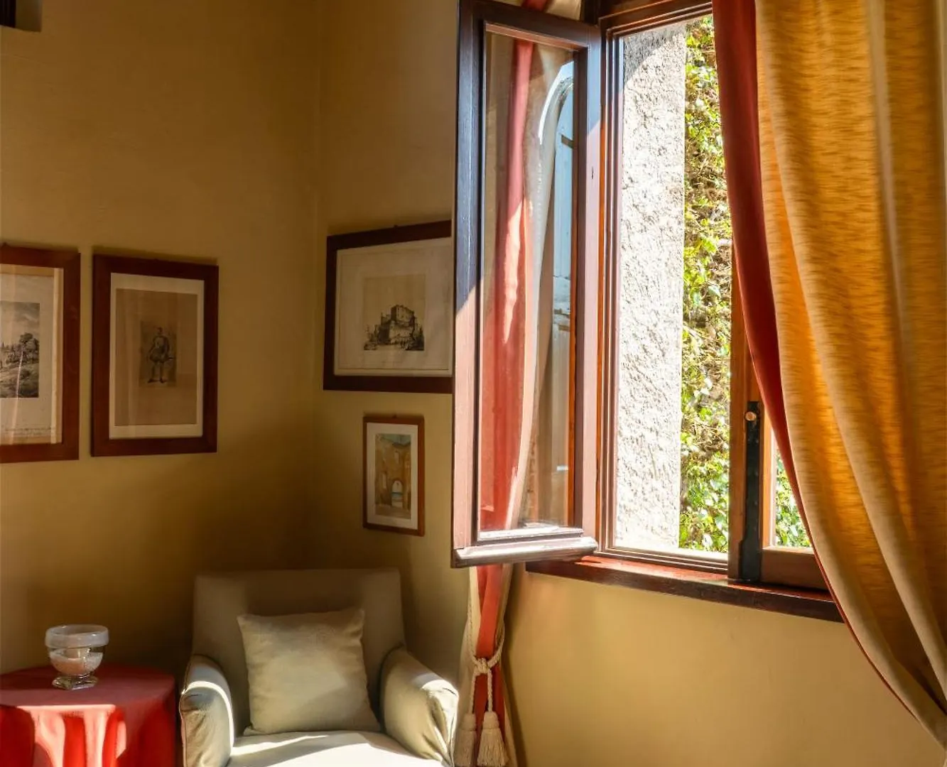Locanda San Vigilio Garda  Garda (Verona)