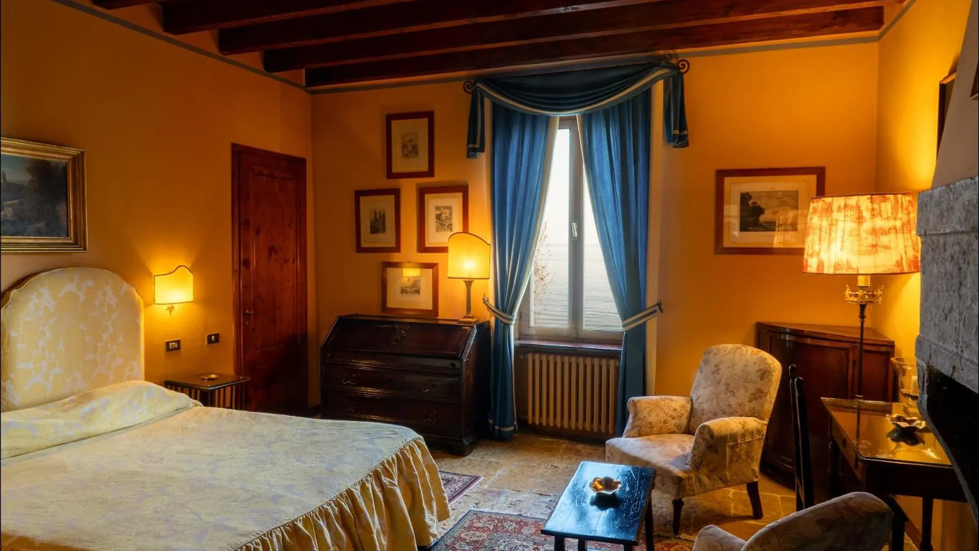 Locanda San Vigilio Garda Szálloda