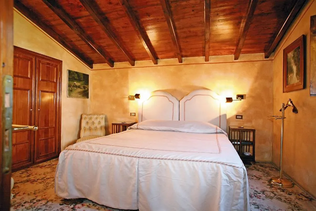 Locanda San Vigilio Garda  3*, Garda (Verona) Italien